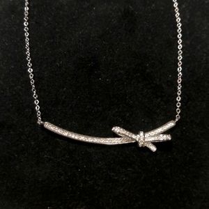 Brand new bow necklace